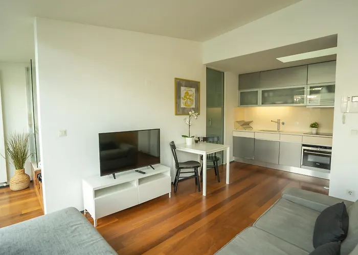 Luxury Views By Yoursporto 빌라노바데가이아