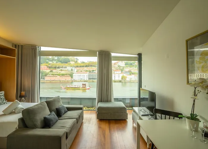 Luxury Views By Yoursporto 아파트